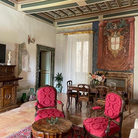 Palazzo Lauri Spoleto Apartment ภายนอก รูปภาพ