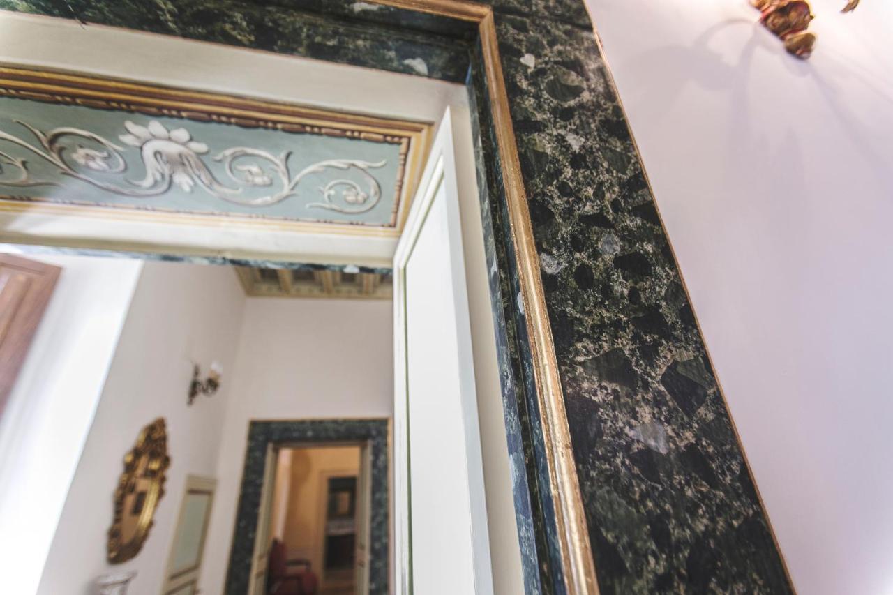 Palazzo Lauri Spoleto Apartment ภายนอก รูปภาพ