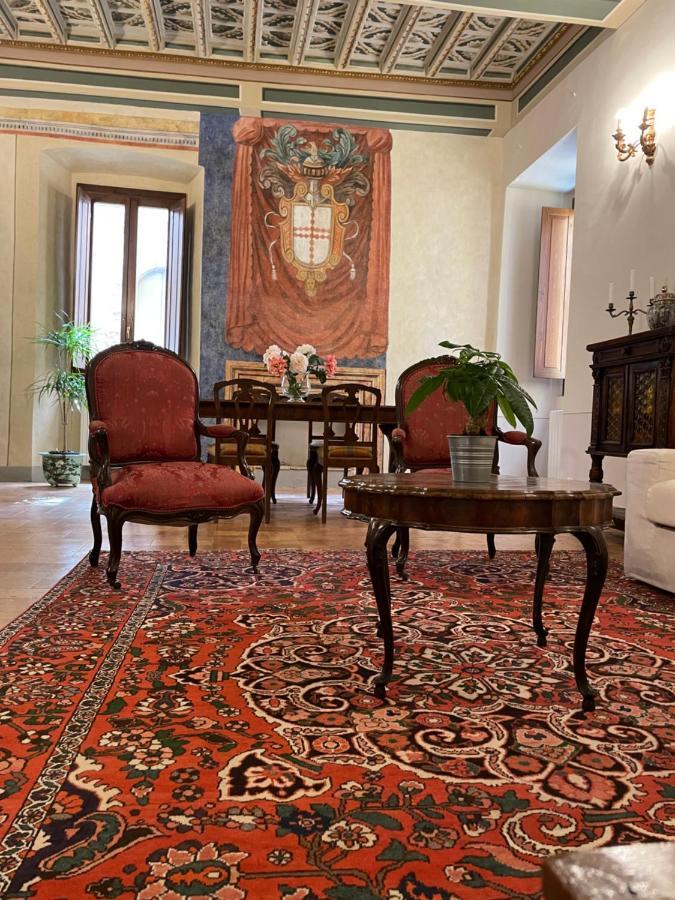 Palazzo Lauri Spoleto Apartment ภายนอก รูปภาพ