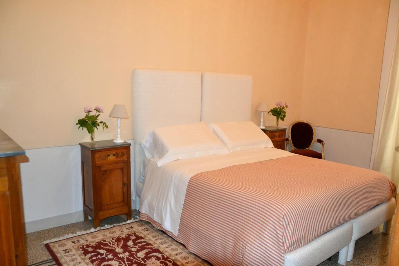 Palazzo Lauri Spoleto Apartment ภายนอก รูปภาพ