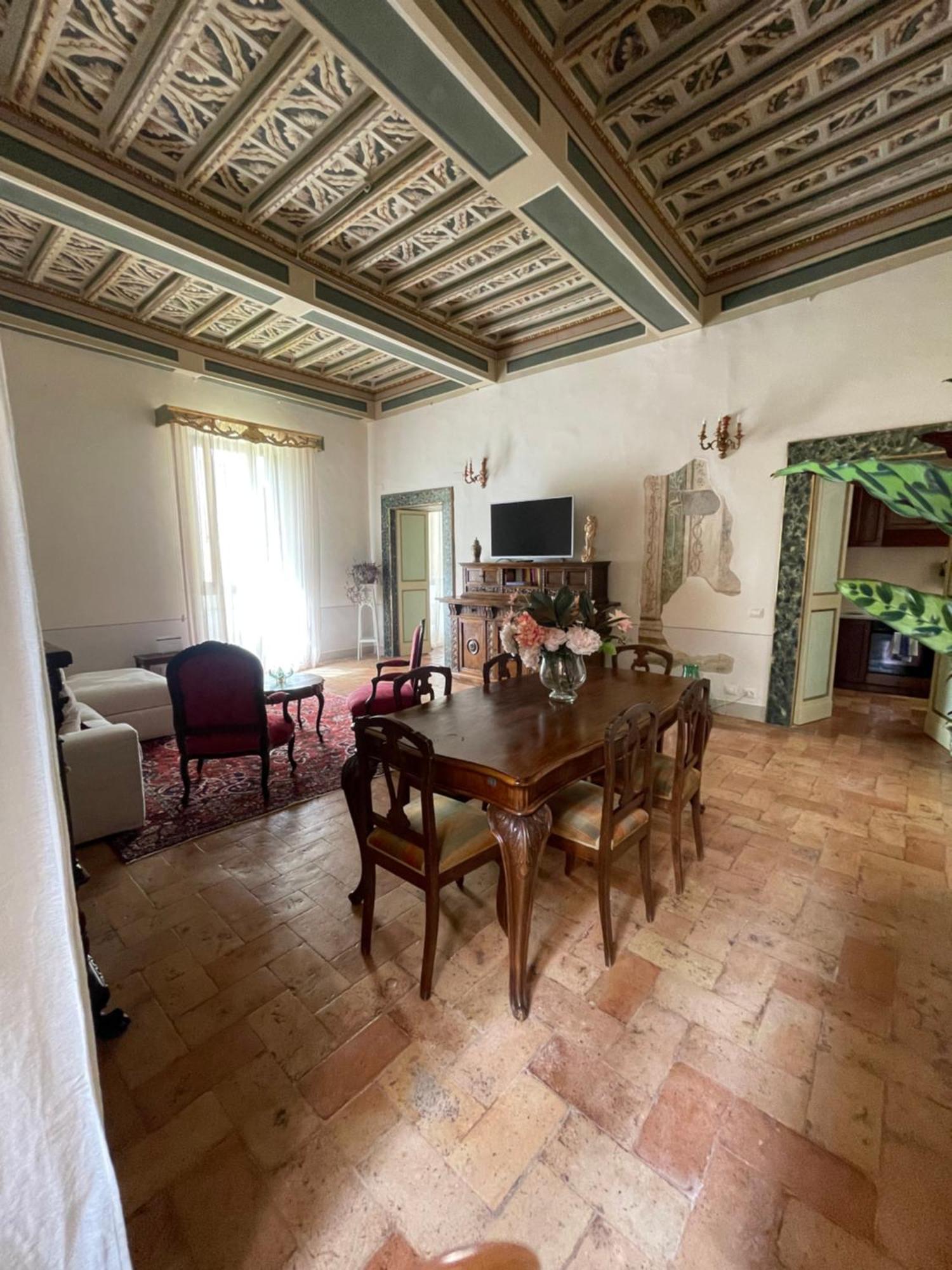 Palazzo Lauri Spoleto Apartment ภายนอก รูปภาพ